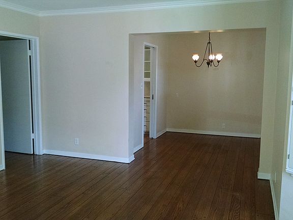 3rd image of 10864 Kling St