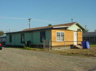 1809 N 10th Ave, Hanford, CA 93230