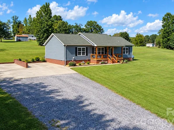 1046 Edgemont Ter, Morganton, NC 28655