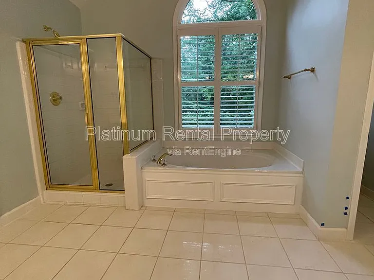 870 Ingleside Dr — Photo 47