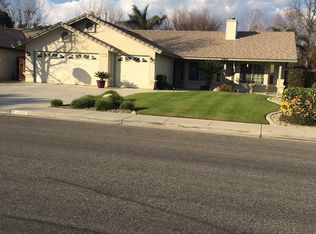11016 Martingale Dr, Bakersfield, CA