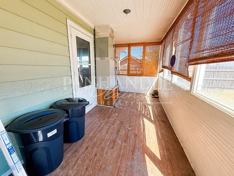 528 Hazel St — Photo 26