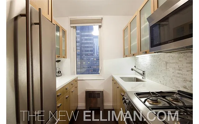 Rented by Douglas Elliman | media 34