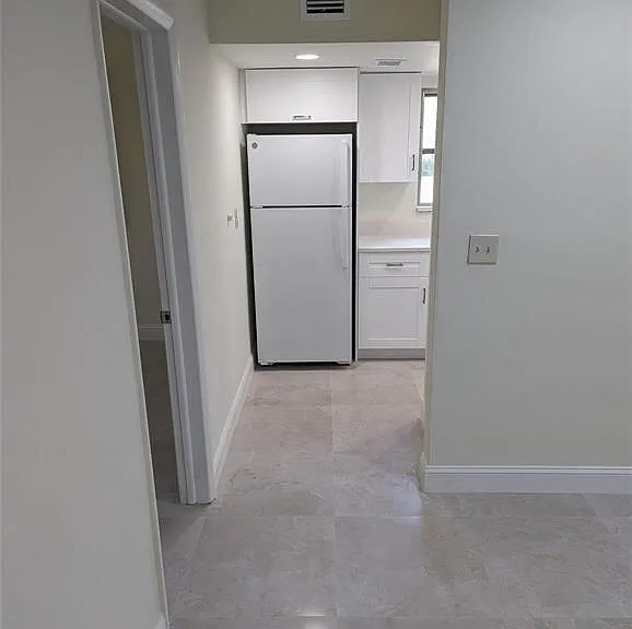 5220 NE 14th Way — Photo 5