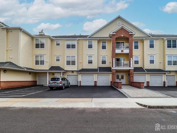 2101 Avery Ct, Somerset, NJ 08873