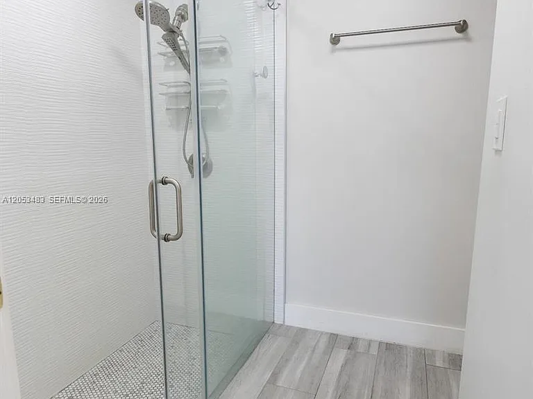 15037 Brighton Ln — Photo 26