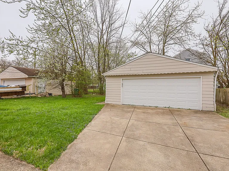 17204 Mapleboro Ave — Photo 21