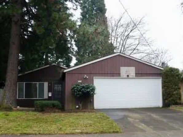 7418 SE Martins St #A, Portland, OR 97206