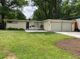 1629 SW 24th St, Topeka, KS 66611