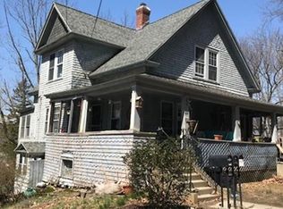 23 Firglade St, Worcester, MA 01602