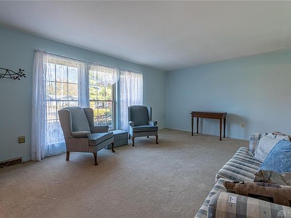 3rd image of 4371 Harvest Ln