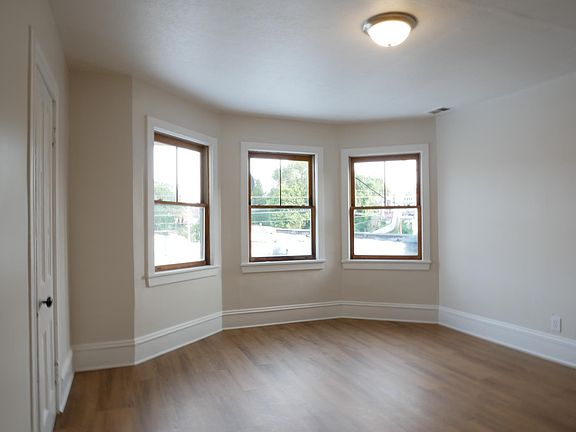 2nd image of 4237 Saint Clair Ave APT 4