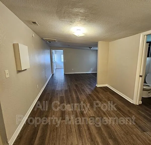 2619 Crutchfield Rd — Photo 5