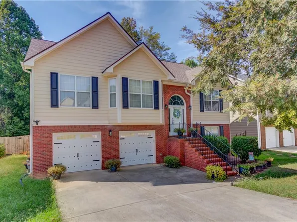 244 Adams Lake Dr, Lawrenceville, GA 30046