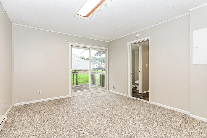8 Lasonia Way — Photo 11