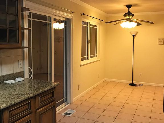 5th image of 1374 Taper Ct