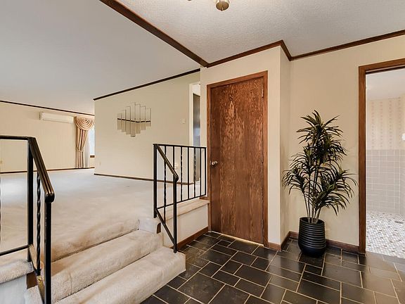 3rd image of 14240 240th St E