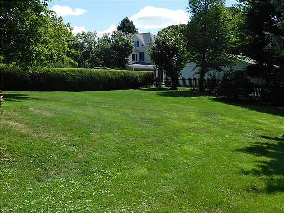 2nd image of 105 Cornell Dr