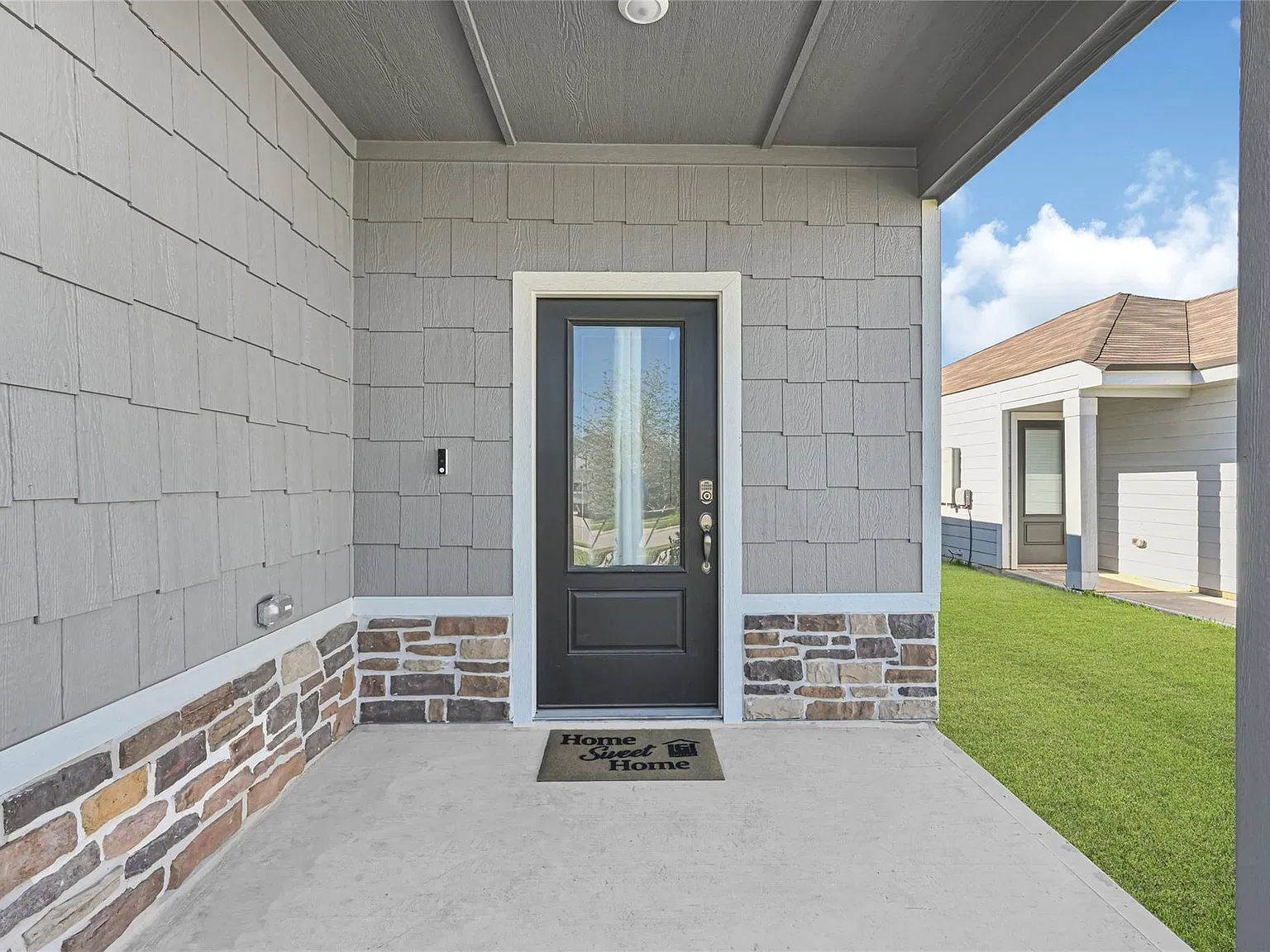 3 bed, 2.0 bath, 1571 sqft, $2,000 — Photo 4