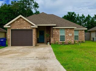 6645 Westwood Village Dr, Lumberton, TX 77657