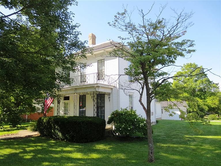 1st image of 497 Chapman St