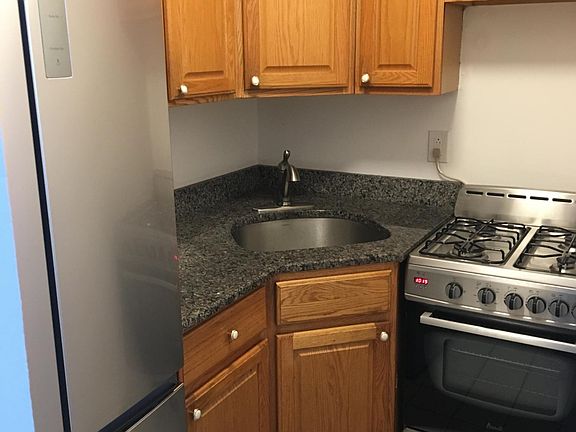 5th image of 62 Newberry Ave APT 5J