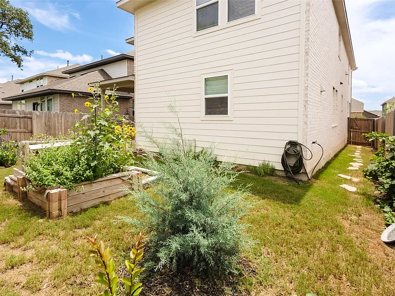 120 Baron Von Gator Dr — Photo 33