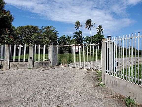 5th image of 111 Calle Suelo