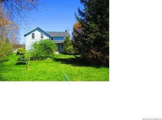 12209 Platten Rd, Lyndonville, NY 14098