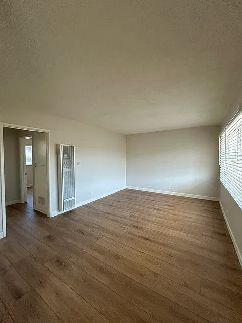2 bed, $1,950 — Photo 2