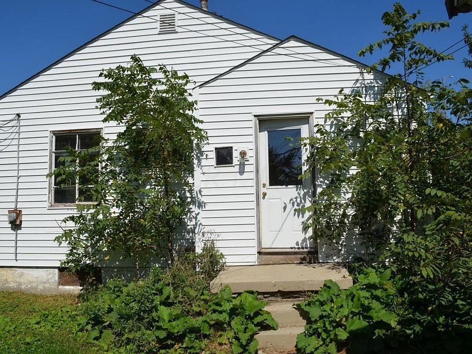 2nd image of 1473 Walsh Ave