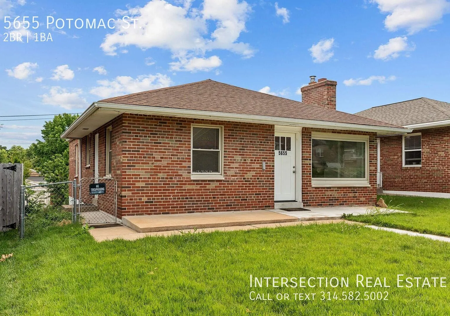 Beautifully Renovated 2Bed/1Bath Home in Northampton — Photo 3