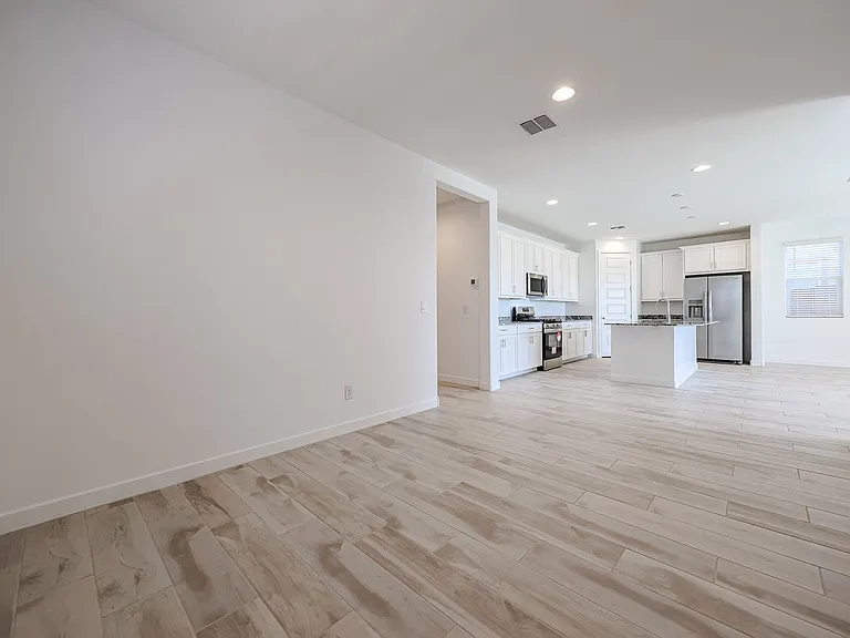 15771 W Superior Ave — Photo 19