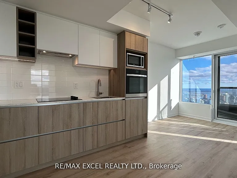 319 Jarvis St #5002 — Photo 4