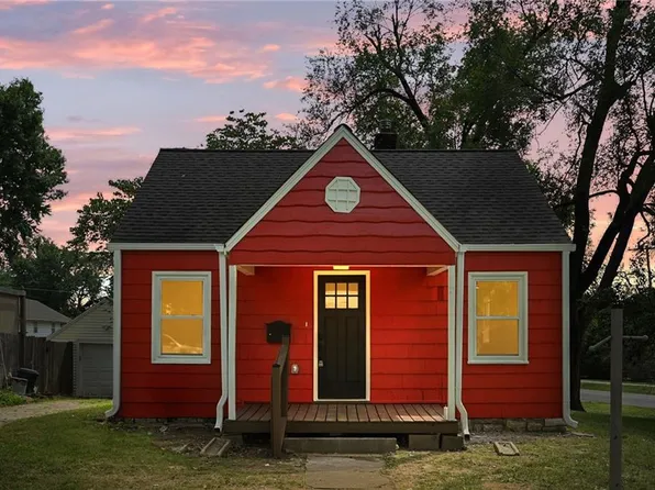 201 W 79th Ter, Kansas City, MO 64114