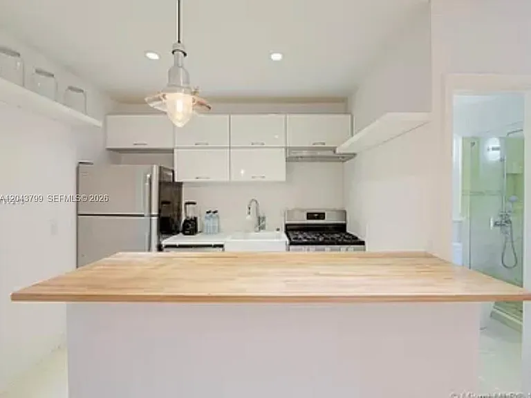 840 Michigan Ave #7 — Photo 19