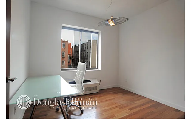 Sold by Douglas Elliman | media 15
