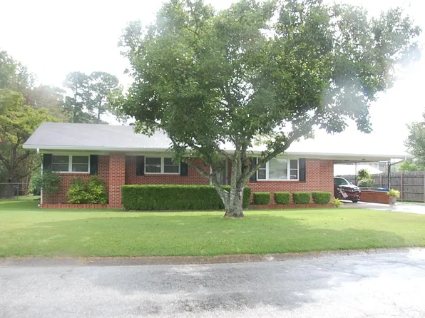 1241 Brownwood St, Malvern, AR 72104