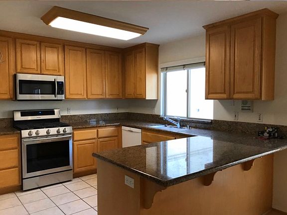 4th image of 3919 W 242nd St Unit B