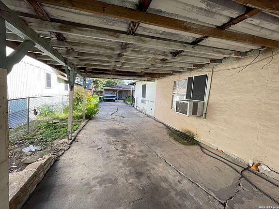 5th image of 330 BRADLEY ST