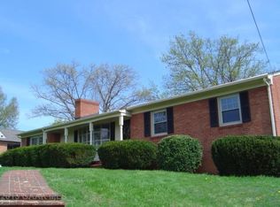 1672 Barterbrook Rd, Staunton, VA 24401