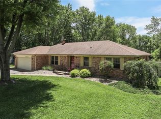 3927 Shadow Hill Ln, Greenwood, IN