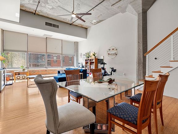 3rd image of 156 Porter St APT 240