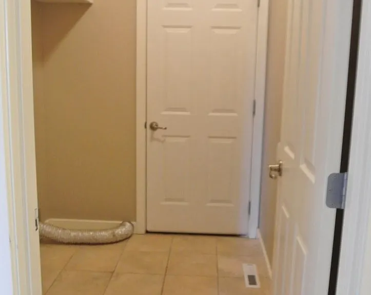 699 Trinity St NE — Photo 20