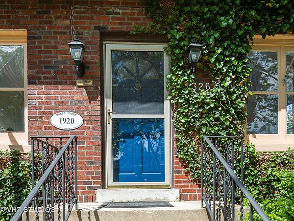3rd image of 326 S Myrtle Ave