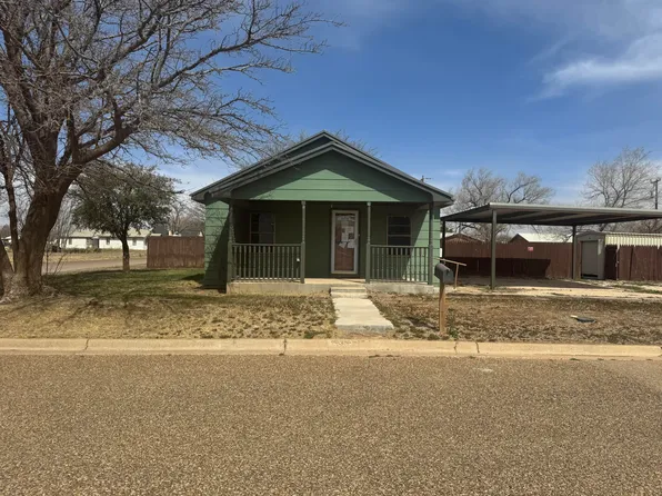 2148 S 2nd St, Tahoka, TX 79373