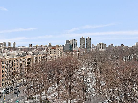 5th image of 300 W 110th St APT 9D