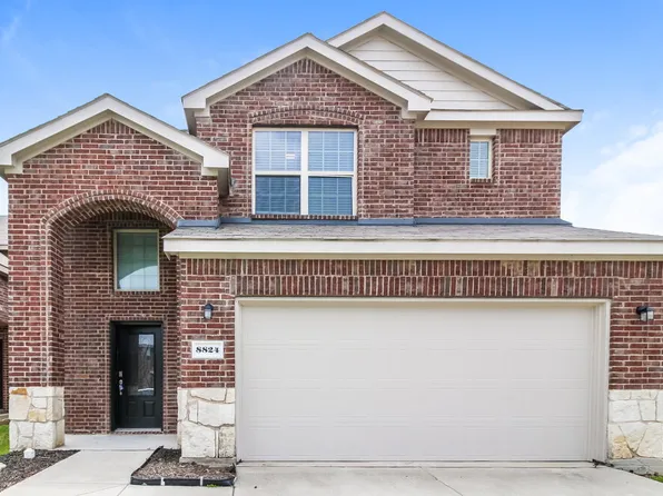 8824 Deadwood Ln, Aubrey, TX 76227