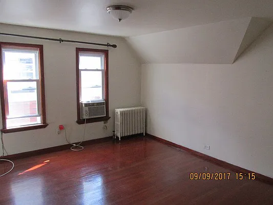 Rented by Windsor Homes Realty Corp | media 12