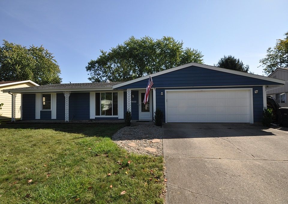 1st image of 2900 N Richmond Dr